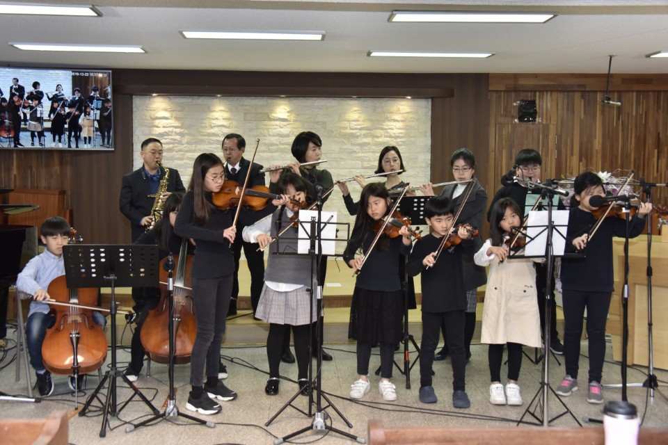 2019 성탄 감사 찬양제 2번째 이미지